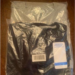 Russell Athletic Lot of 2 Men’s SS T-Shirts NWT size L